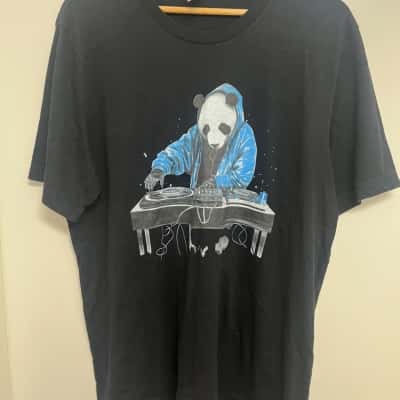  Men's Size XL Short Sleeve T-shirt - DJ Panda
