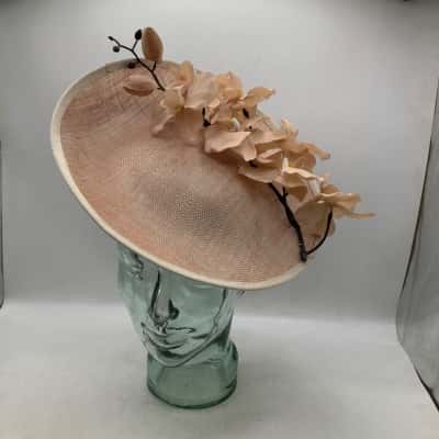 Morgan & Taylor Womens Peach Floral Fascinator