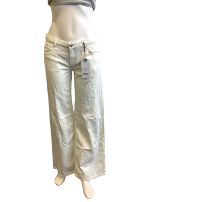 BNWT NA-KD Women's Size 34 Soft Rigid Low Waist Wide Jean Off White 