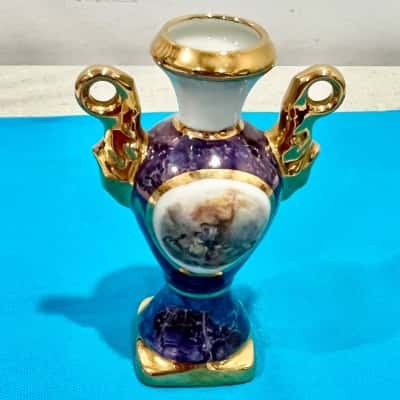 Monarch Marble Blue Gold Trim Urn Vase