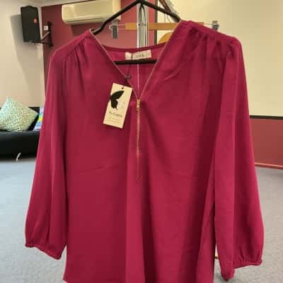  Womens  Size 12 Purple 