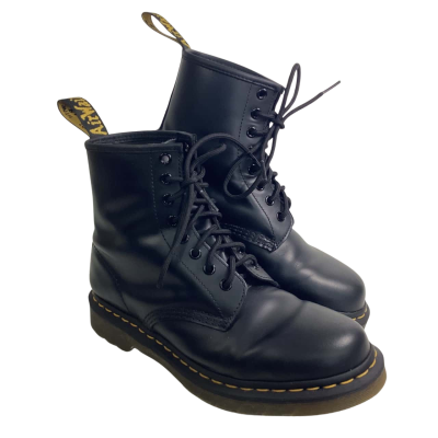 Dr Martens Size EU39 / UK6 / US M7 /US L8 Boots Black  / Yellow 