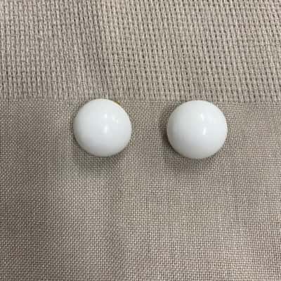  Womens Vintage White Clip On Earrings