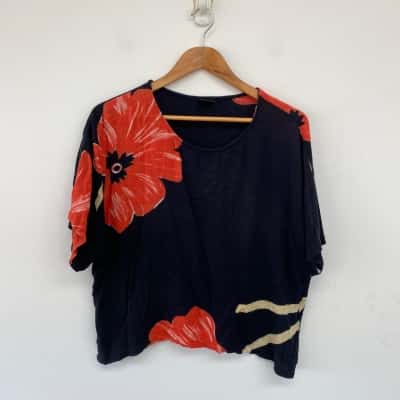Animale By Jacques Ruc Black Red Floral Short SLeeve Top  Size S 