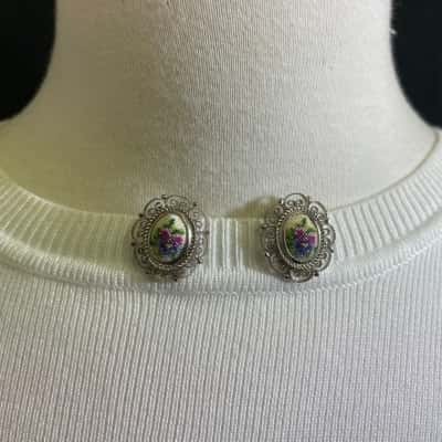Petit Point Womens Micro embroided Earrings 