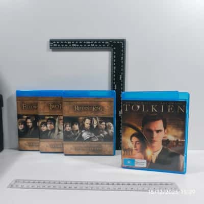 4x BluRay Bundle LOTR and Tolkien PreOwned 
