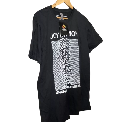 Gildan  Mens  Size L Short Sleeve T-shirt Black  / White 