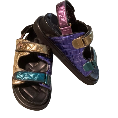 Kurt Geiger metallic sandal  Size 38 Black  / Multicoloured 