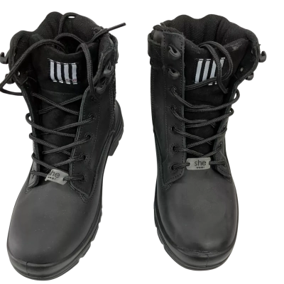 she wear  Women's  Size 6 soft toe Work Boots Black  