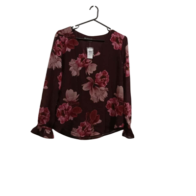 Jacqui-E Women's  Floral V-Neck Top Maroon  Size 16