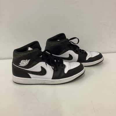 Nike Air Jordan 1 Mid SE Size US 11.5