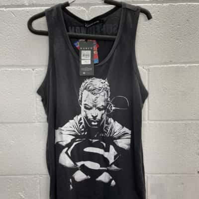  Mens  Size L Singlet  Black  / White superman 