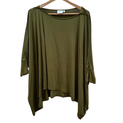 ELK Womens  Size L / M 3/4 Sleeve Top Olive 