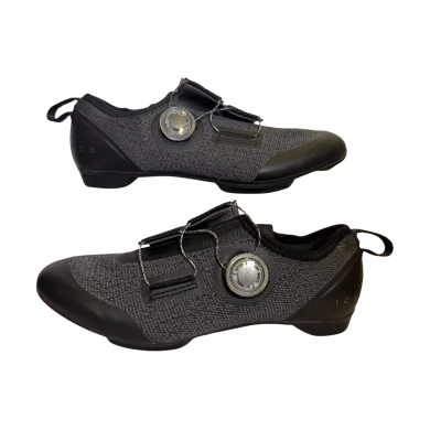 Shimano Cycling shoes Black  size 37