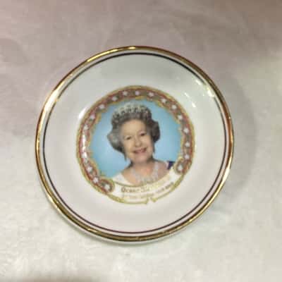 Queen Elizabeth 11’s Golden Jubilee Trinket Dish
