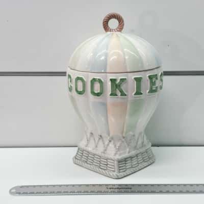 Vintage Japanese 1980s Pastel Hot Air Balloon Ceramic Cookie Jar