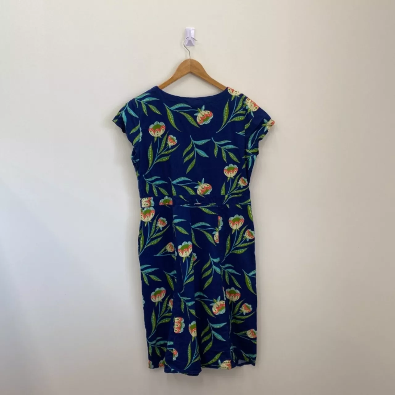 blue life good karma dress East Womens Size L Short Sleeve / Floral - Used Very Size:Coat Size 58 ready dress is your bachelorette dresses Birthday Girl Energy in