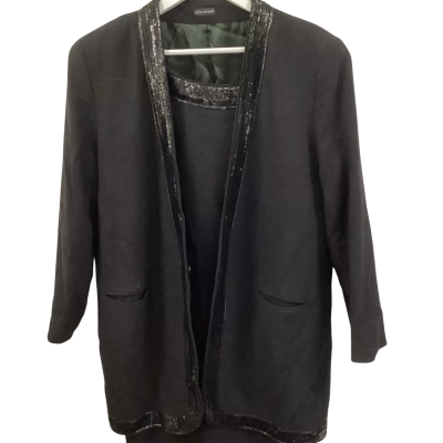 Carla Zampatti Womens  Size 14 Black Shirt and Jacket Set