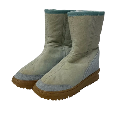 POOLOI  Size 37 sheepskin Boots Blue 