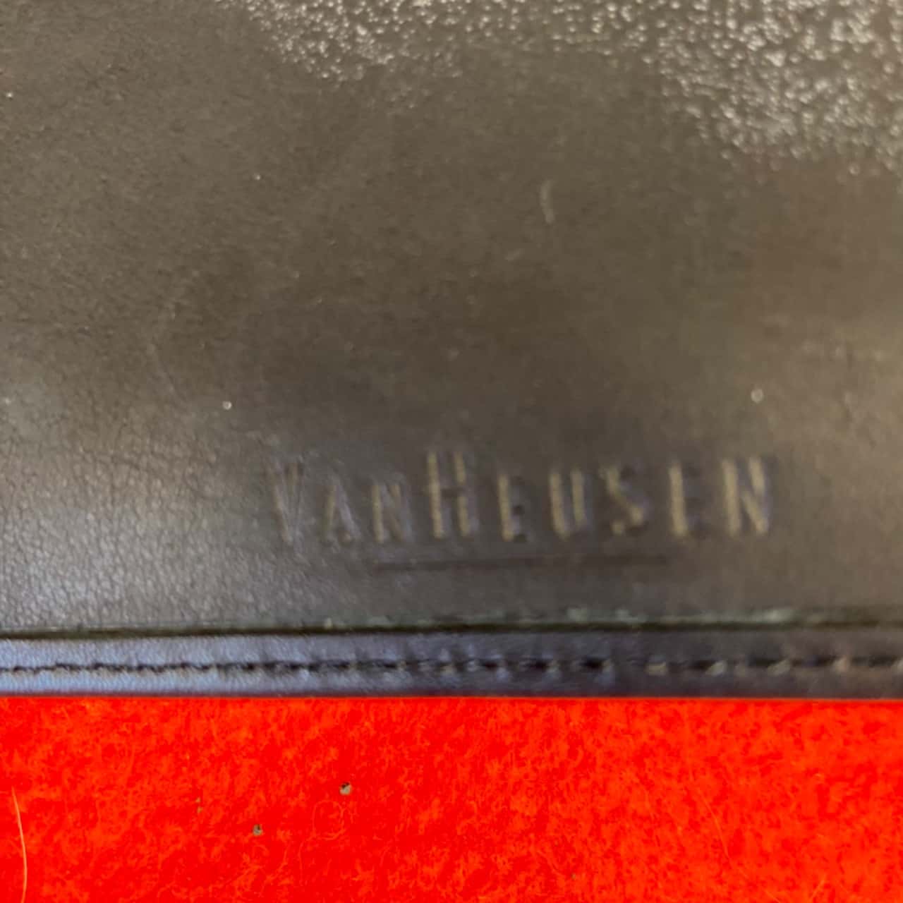Van Heusen Mens Leather Wallet(s)