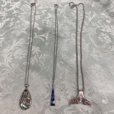  Womens Necklace Blue / Green / Silver-tone Bundle