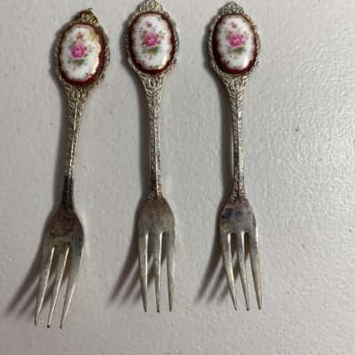 Cake forks