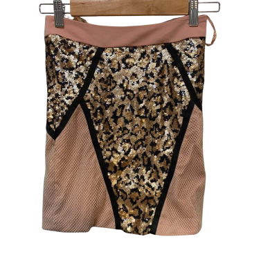 BNWT Hunt No More Skirt Size 8