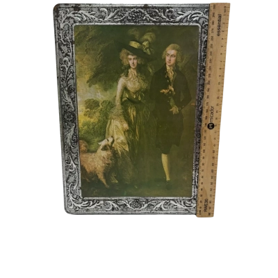 Biscuit tin