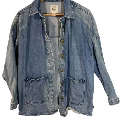 Billabong denim jacket  Size M 