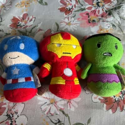 Bundle 3 Hallmark Itty Bittys Marvel (B26)