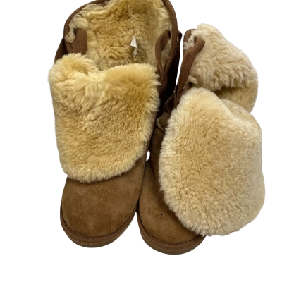 UGG Khaki Size 39 / 8 Boots 