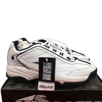 Niblick golf shoes Mens  Size 9 Trainers Black  / White 