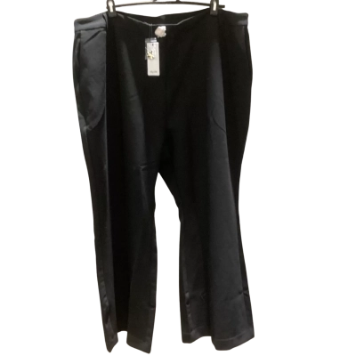 BNWT City Chic Womens  Size XXXL Flared Pants Black  