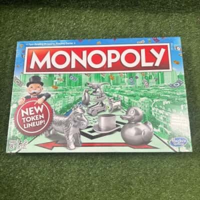 Monopoly Classic Game Board Game (New)