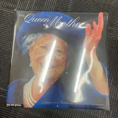 The Queen Mother Commemorative Centenary 2001 Calendar 