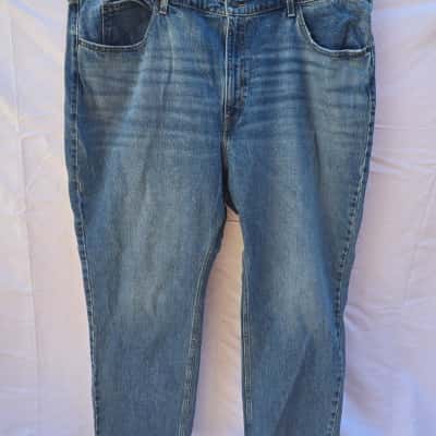 Levis Womens  Size 24 Straight Leg Jeans Blue 