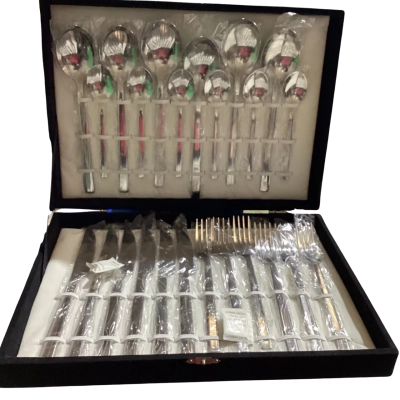 24 Peice Cuttlery Set