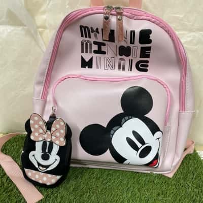 Minnie Mouse back pack & coin purse 