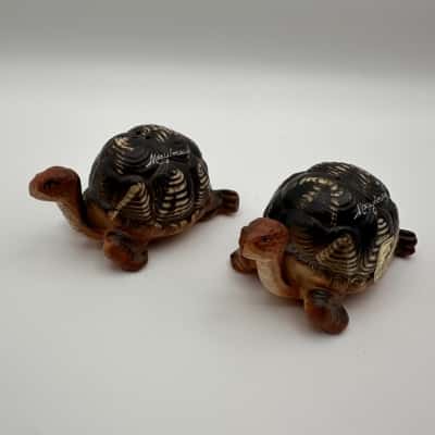 Vintage Ceramic Turtle Tortoise Salt & Pepper Shakers Made in Japan
