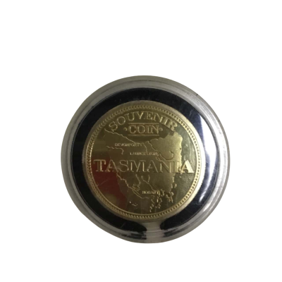 TASMANIAN TIGER SOUVENIR COIN. 4 x 4 CM. Gold