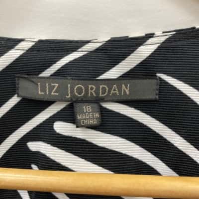 Liz Jordan Womens  Size 18 Suit Jacket Black  / White 