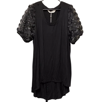 Taking Shape / Virtuelle Womens  Size M Black  Sway With Me Top