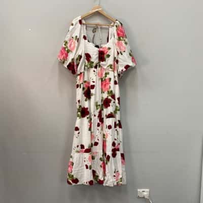 City Chic Womens  Size 24 Maxi Dress Floral 