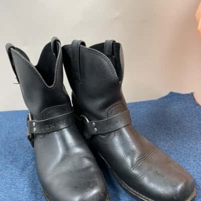 Jenny Reb Womens  Size 8 Boots Black  