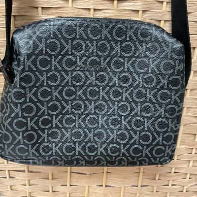 Calvin Klein Women’s Cross Body Shoulder Bag Birthday Gift Wedding Casual Social Mum 