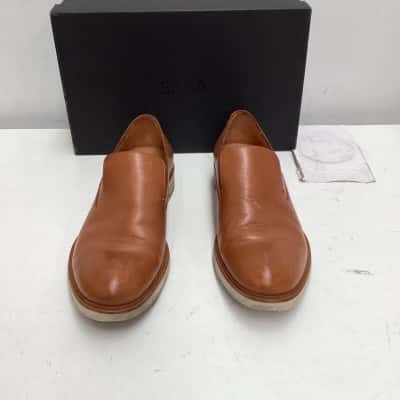 Saba Mens  Tristan Slip on  tan shoe size 41 