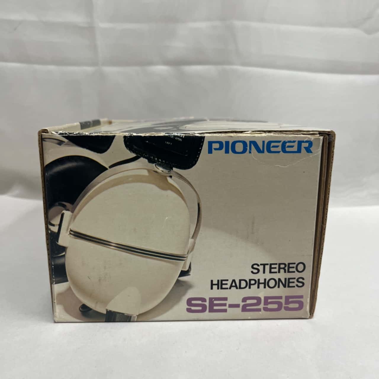 Now Reduced Vintage Stereo Headphones Pioneer SE-255(s)