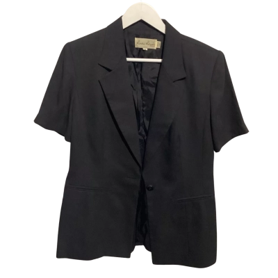  Womens  Size 12 Black vintage  3 piece suit