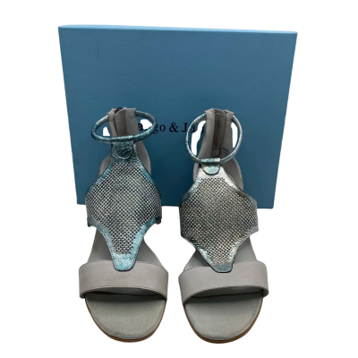 BNIB Django & Juliette  Womens  Size 40 Heels Blue 