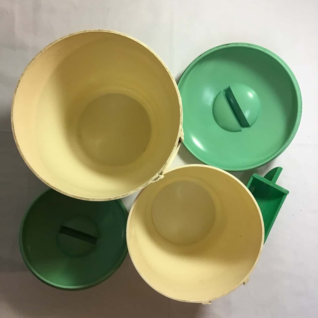 bristolite-cream-and-green-lid-canisters-x-2-s
